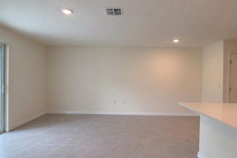 Townhouse in Ocala, Florida 3 bedrooms, 139.82 sq.m. № 2394211 - photo 8