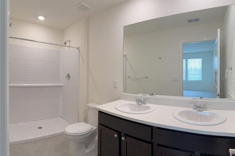 Townhouse in Ocala, Florida 3 bedrooms, 139.82 sq.m. № 2394211 - photo 15