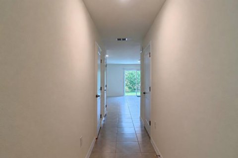 Townhouse in Ocala, Florida 3 bedrooms, 139.82 sq.m. № 2394211 - photo 3