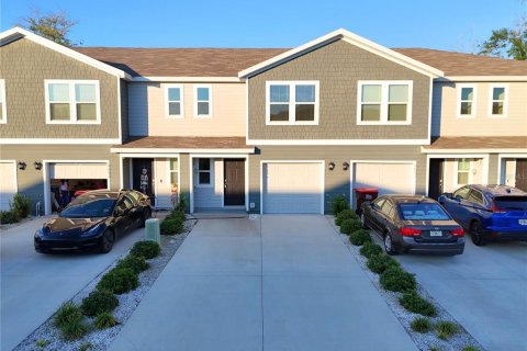 Townhouse in Ocala, Florida 3 bedrooms, 139.82 sq.m. № 2394211
