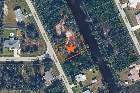 Terreno en Englewood, Florida № 2228529