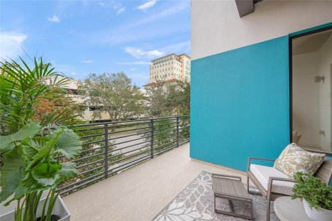 Townhouse in Sarasota, Florida 3 bedrooms, 256.5 sq.m. № 2306504 - photo 17