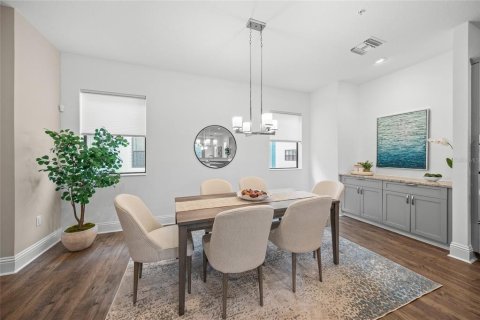 Townhouse in Sarasota, Florida 3 bedrooms, 256.5 sq.m. № 2306504 - photo 14