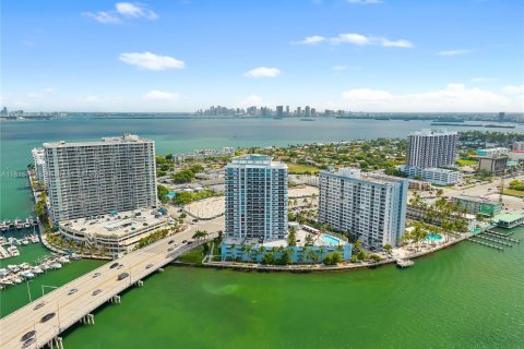 Copropriété à vendre à North Bay Village, Floride: 2 chambres, 118.36 m2 № 1982846 - photo 23