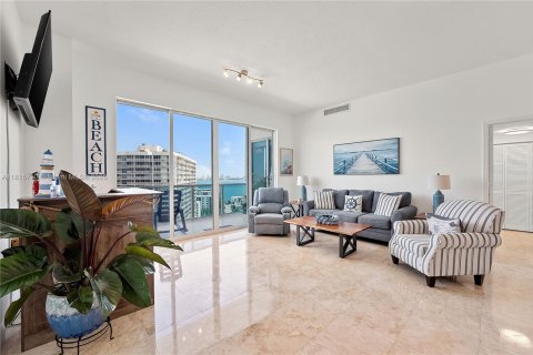 Copropriété à vendre à North Bay Village, Floride: 2 chambres, 118.36 m2 № 1982846 - photo 3