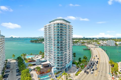 Copropriété à vendre à North Bay Village, Floride: 2 chambres, 118.36 m2 № 1982846 - photo 21