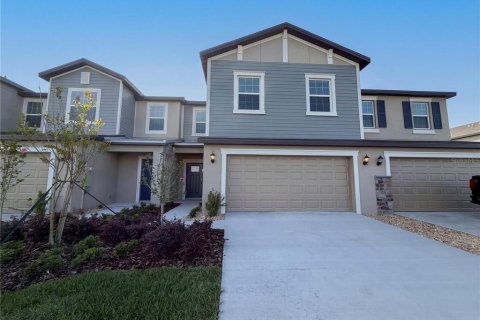 Adosado en Parrish, Florida 3 dormitorios, 215.44 m2 № 2116108