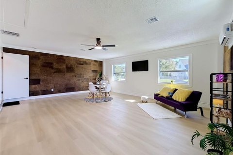 Villa ou maison à vendre à Orlando, Floride: 5 chambres, 231.33 m2 № 2419809 - photo 7