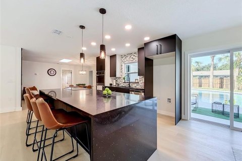 Villa ou maison à vendre à Orlando, Floride: 5 chambres, 231.33 m2 № 2419809 - photo 18