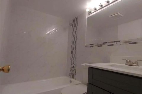 Condo in Boca Raton, Florida, 3 bedrooms № 2265819 - photo 15