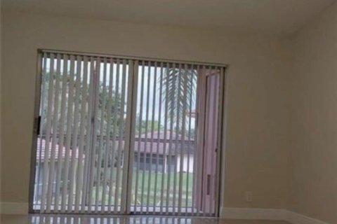 Condo in Boca Raton, Florida, 3 bedrooms № 2265819 - photo 16