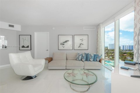 Condo in Sunny Isles Beach, Florida, 3 bedrooms  № 1952471 - photo 7