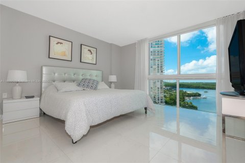 Condo in Sunny Isles Beach, Florida, 3 bedrooms  № 1952471 - photo 14