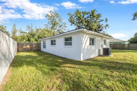 Casa en venta en Tampa, Florida, 4 dormitorios, 132.48 m2 № 2383323 - foto 28