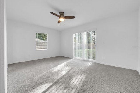 Casa en venta en Tampa, Florida, 4 dormitorios, 132.48 m2 № 2383323 - foto 14