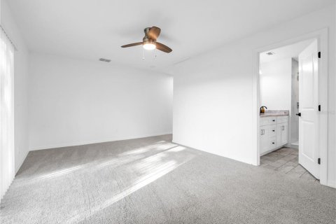 Casa en venta en Tampa, Florida, 4 dormitorios, 132.48 m2 № 2383323 - foto 15