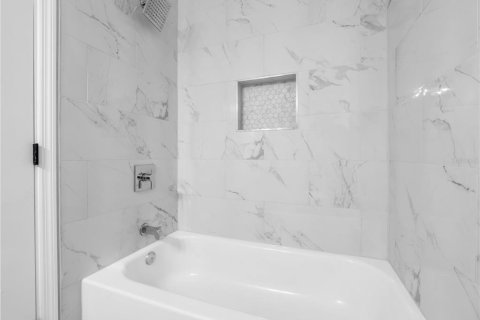 Casa en venta en Tampa, Florida, 4 dormitorios, 132.48 m2 № 2383323 - foto 27