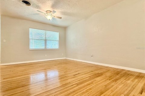 Casa en alquiler en DeLand, Florida, 4 dormitorios, 127.46 m2 № 1912137 - foto 3