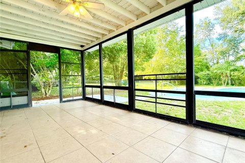 Casa en alquiler en DeLand, Florida, 4 dormitorios, 127.46 m2 № 1912137 - foto 30