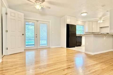 Villa ou maison à louer à DeLand, Floride: 4 chambres, 127.46 m2 № 1912137 - photo 7