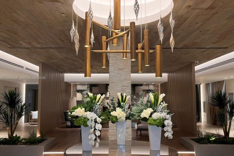 Студия в кондо в Майами-Бич, Флорида № 2025670