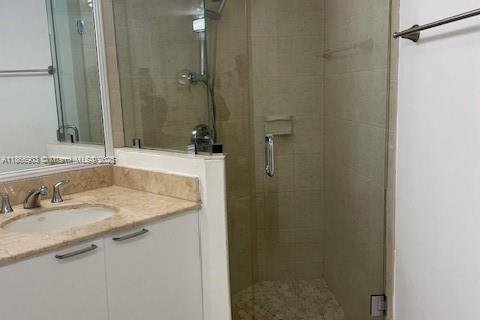 Снять в аренду кондоминиум в Санни-Айлс-Бич, Флорида 2 спальни, 117.61м2, № 1897400 - фото 8