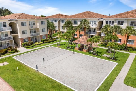 Снять в аренду кондоминиум в Уэст-Палм-Бич, Флорида 2 спальни, 116.87м2, № 1931097 - фото 27