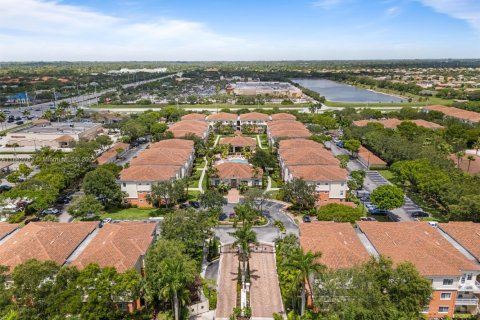 Снять в аренду кондоминиум в Уэст-Палм-Бич, Флорида 2 спальни, 116.87м2, № 1931097 - фото 28