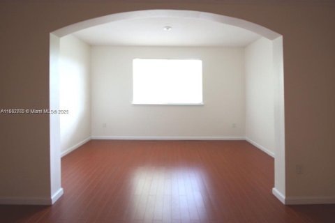 Снять в аренду кондоминиум в Уэст-Палм-Бич, Флорида 2 спальни, 116.87м2, № 1931097 - фото 9