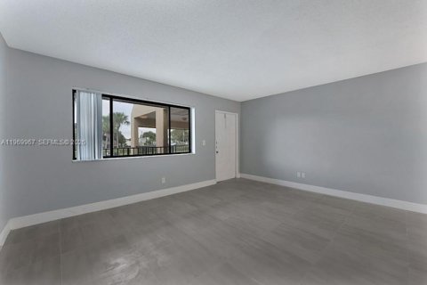 Снять в аренду кондоминиум в Бойнтон-Бич, Флорида 1 спальня, 65.4м2, № 2030756 - фото 6