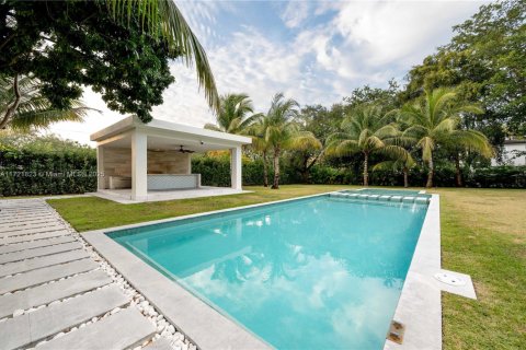 House in Pinecrest, Florida 6 bedrooms, 590.21 sq.m. № 1812352 - photo 6