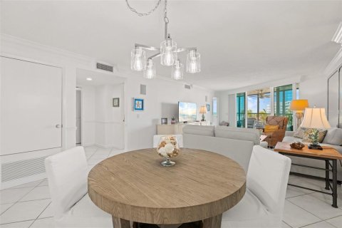 Copropriété à vendre à Sarasota, Floride: 2 chambres, 139.17 m2 № 2237579 - photo 18