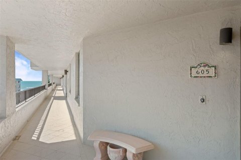 Copropriété à vendre à Sarasota, Floride: 2 chambres, 139.17 m2 № 2237579 - photo 5