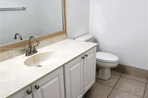 Copropriété à vendre à Plantation, Floride: 1 chambre, 70.98 m2 № 2031401 - photo 13