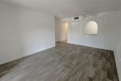 Copropriété à vendre à Plantation, Floride: 1 chambre, 70.98 m2 № 2031401 - photo 6