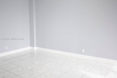 Купить кондоминиум в Холливуд, Флорида 2 спальни, 113.15м2, № 2053401 - фото 12