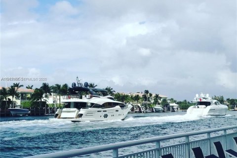 Купить кондоминиум в Холливуд, Флорида 2 спальни, 113.15м2, № 2053401 - фото 22