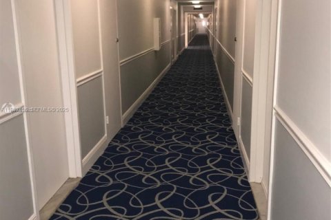 Купить кондоминиум в Холливуд, Флорида 2 спальни, 113.15м2, № 2053401 - фото 16