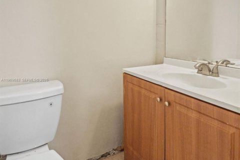 Townhouse in Lauderhill, Florida 2 bedrooms, 94.76 sq.m. № 2032207 - photo 20