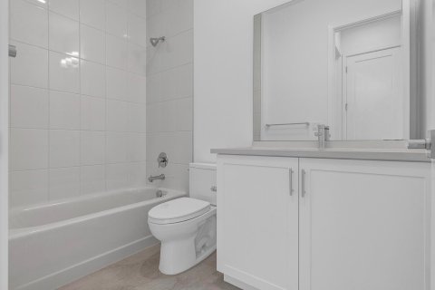 House in Boca Raton, Florida 6 bedrooms, 506.6 sq.m. № 2086381 - photo 29
