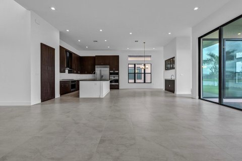 House in Boca Raton, Florida 6 bedrooms, 506.6 sq.m. № 2086381 - photo 7