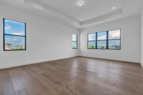 House in Boca Raton, Florida 6 bedrooms, 506.6 sq.m. № 2086381 - photo 21