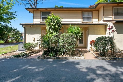 Townhouse in Orlando, Florida 2 bedrooms, 74.32 sq.m. № 1870638 - photo 15