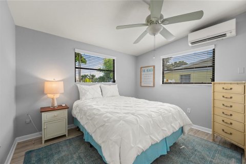 House in Englewood, Florida 2 bedrooms, 103.86 sq.m. № 1885679 - photo 19