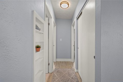 House in Englewood, Florida 2 bedrooms, 103.86 sq.m. № 1885679 - photo 14