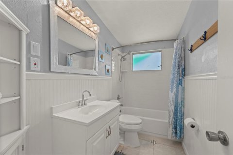 House in Englewood, Florida 2 bedrooms, 103.86 sq.m. № 1885679 - photo 18