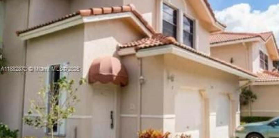 Casa en Boca Raton, Florida 4 dormitorios, 176.51 m2 № 1930878