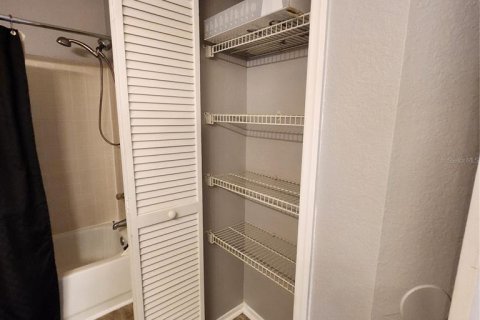 Condominio en venta en Gainesville, Florida, 1 dormitorio, 55.74 m2 № 1844466 - foto 15