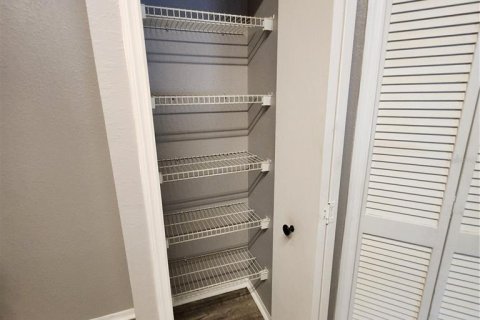 Condominio en venta en Gainesville, Florida, 1 dormitorio, 55.74 m2 № 1844466 - foto 9