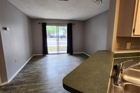 Condominio en venta en Gainesville, Florida, 1 dormitorio, 55.74 m2 № 1844466 - foto 8